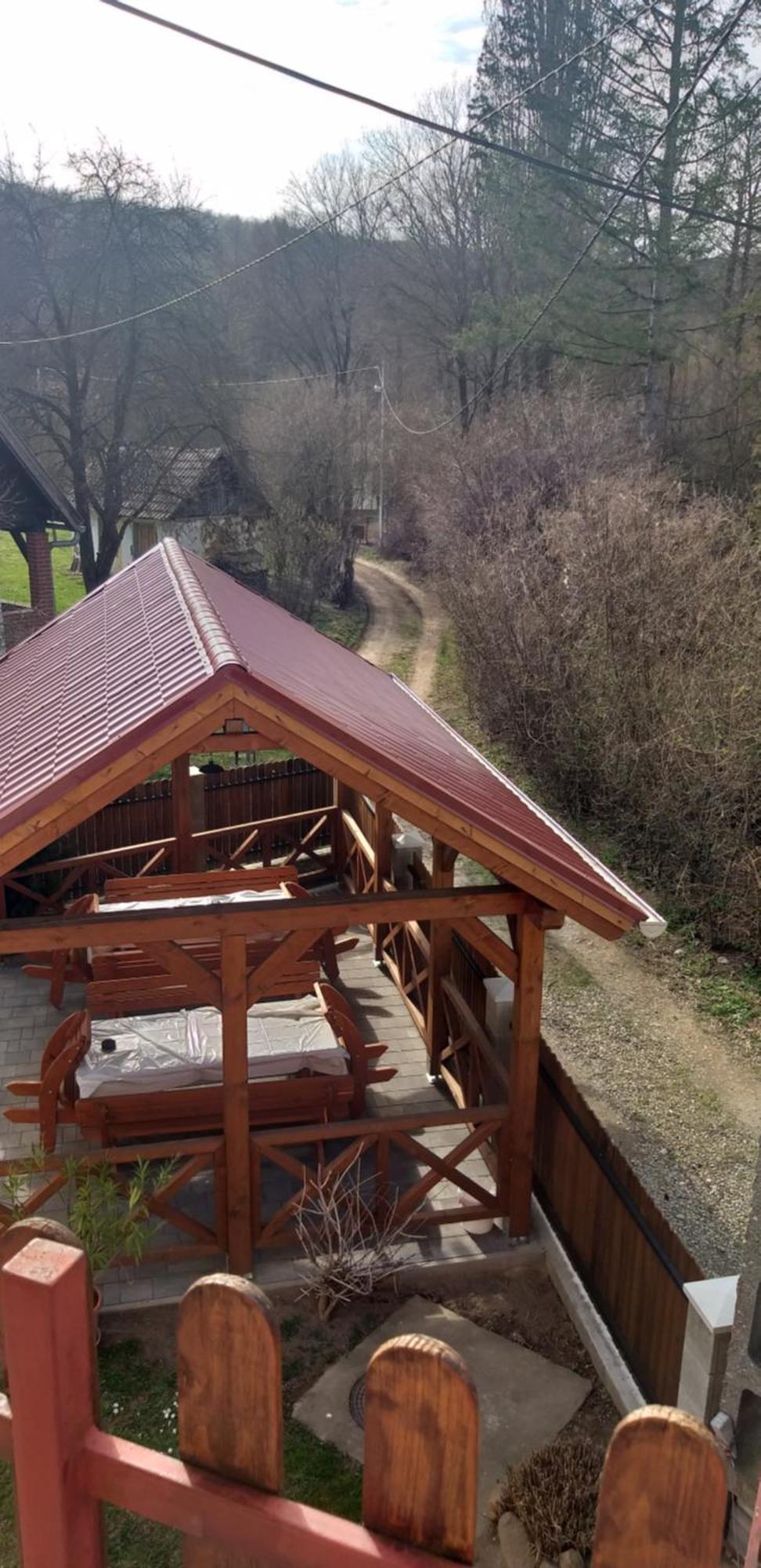 Hubertus Vendégház Parád Exterior foto